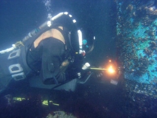 潜水作業の写真4